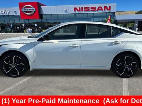 Certified 2025 Nissan Altima 2.5 SR AWD/4WD image 6