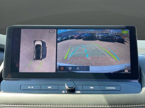 New 2026 Nissan Rogue Platinum image 14