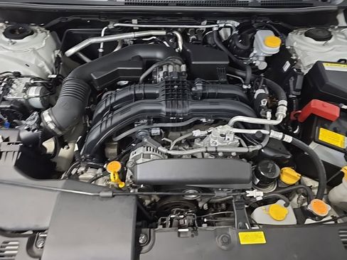 Used 2023 Subaru Crosstrek 2.0i image 12