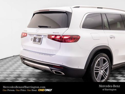 New 2026 Mercedes-Benz GLS 450 4MATIC image 41