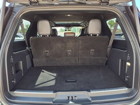 Certified 2022 Lincoln Navigator L Reserve RWD image 25