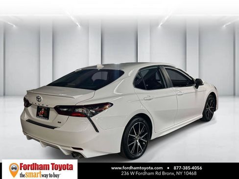 Certified 2023 Toyota Camry SE FWD image 7