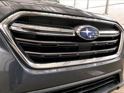 Used 2018 Subaru Outback 2.5i Limited image 30