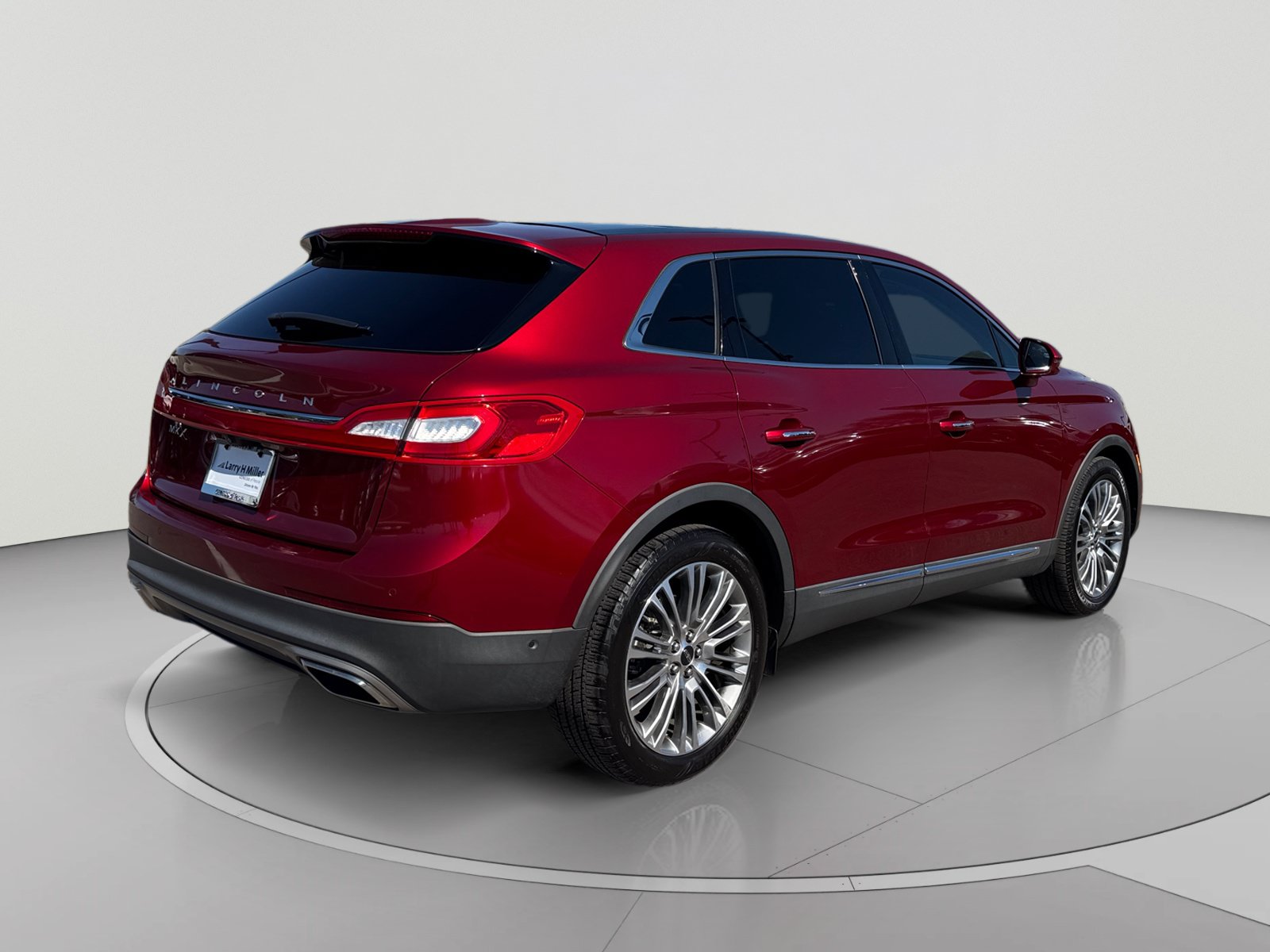 Used 2018 Lincoln MKX Reserve FWD image 5