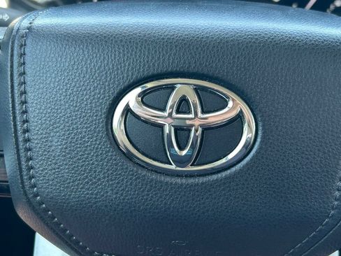 Used 2023 Toyota Tundra SR5 AWD/4WD image 38