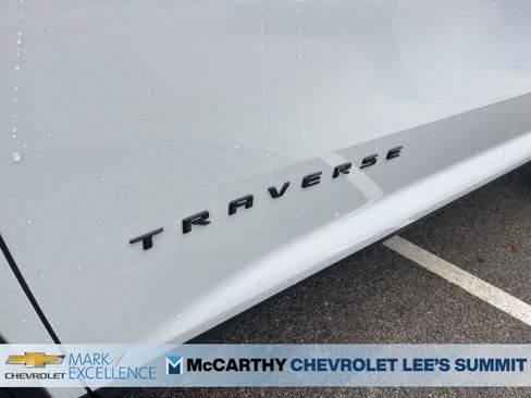 New 2026 Chevrolet Traverse Z71 w/ Enhanced Driving Package AWD/4WD image 10