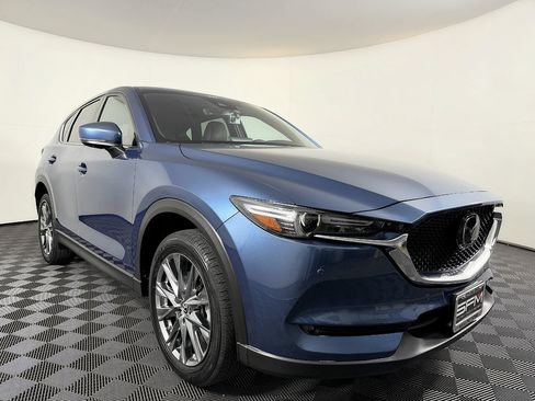 Used 2020 MAZDA CX-5 Signature AWD/4WD image 6