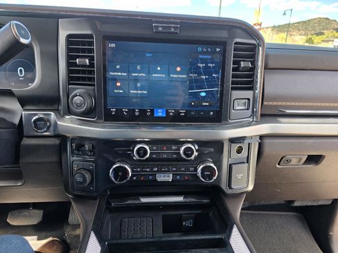 Used 2025 Ford F350 King Ranch image 10