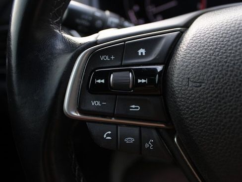 Used 2018 Honda Accord Sport image 15