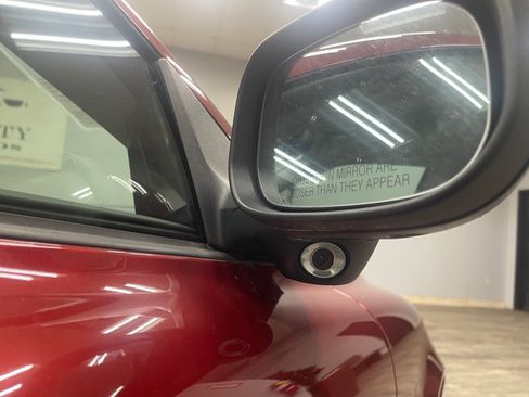 Used 2011 Volvo C70 T5 w/ Convenience Pkg FWD image 21