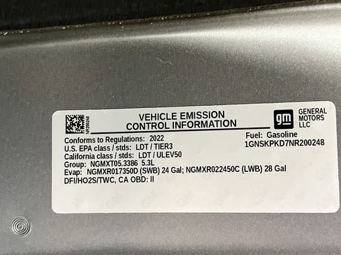 Used 2022 Chevrolet Tahoe Z71 w/ Luxury Package image 24