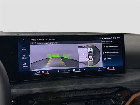 New 2025 BMW 330i Sedan w/ Premium Package RWD image 13