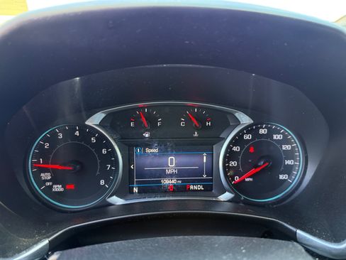 Used 2019 Chevrolet Equinox LT FWD image 11