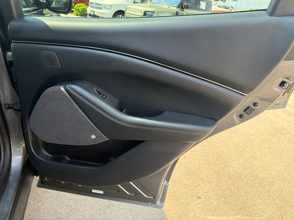 Used 2021 Ford Mustang Mach-E Premium AWD/4WD image 13
