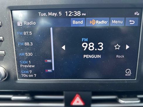 Used 2023 Hyundai Elantra Blue FWD image 17