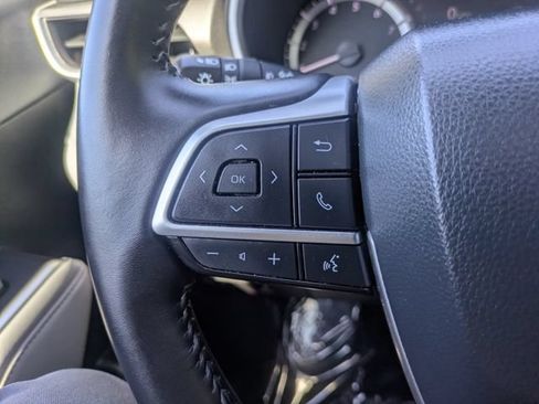 Certified 2024 Toyota Highlander XLE AWD/4WD image 27