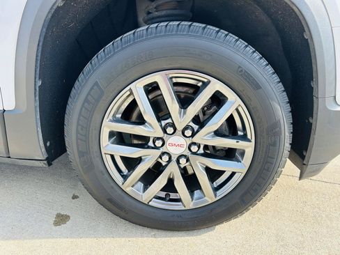 Used 2017 GMC Acadia SLT FWD image 44