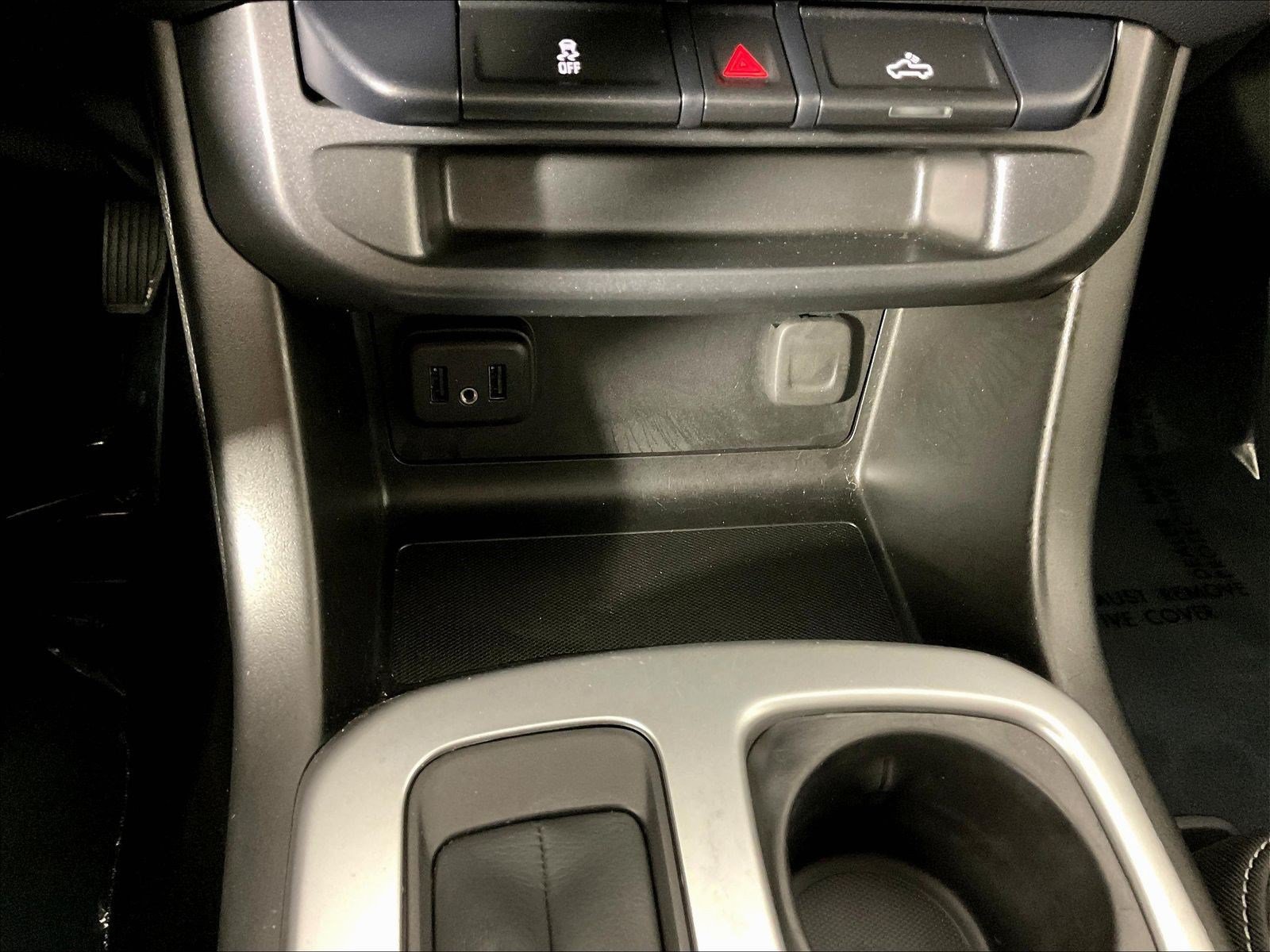 Used 2021 Chevrolet Colorado LT w/ LT Convenience Package RWD image 16