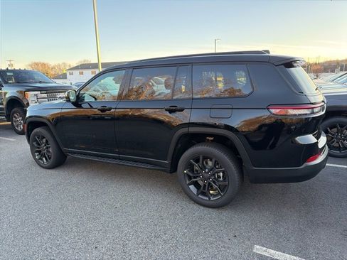 New 2025 Jeep Grand Cherokee L Limited image 6