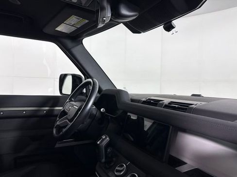 Used 2023 Land Rover Defender 110 X-Dynamic SE image 35