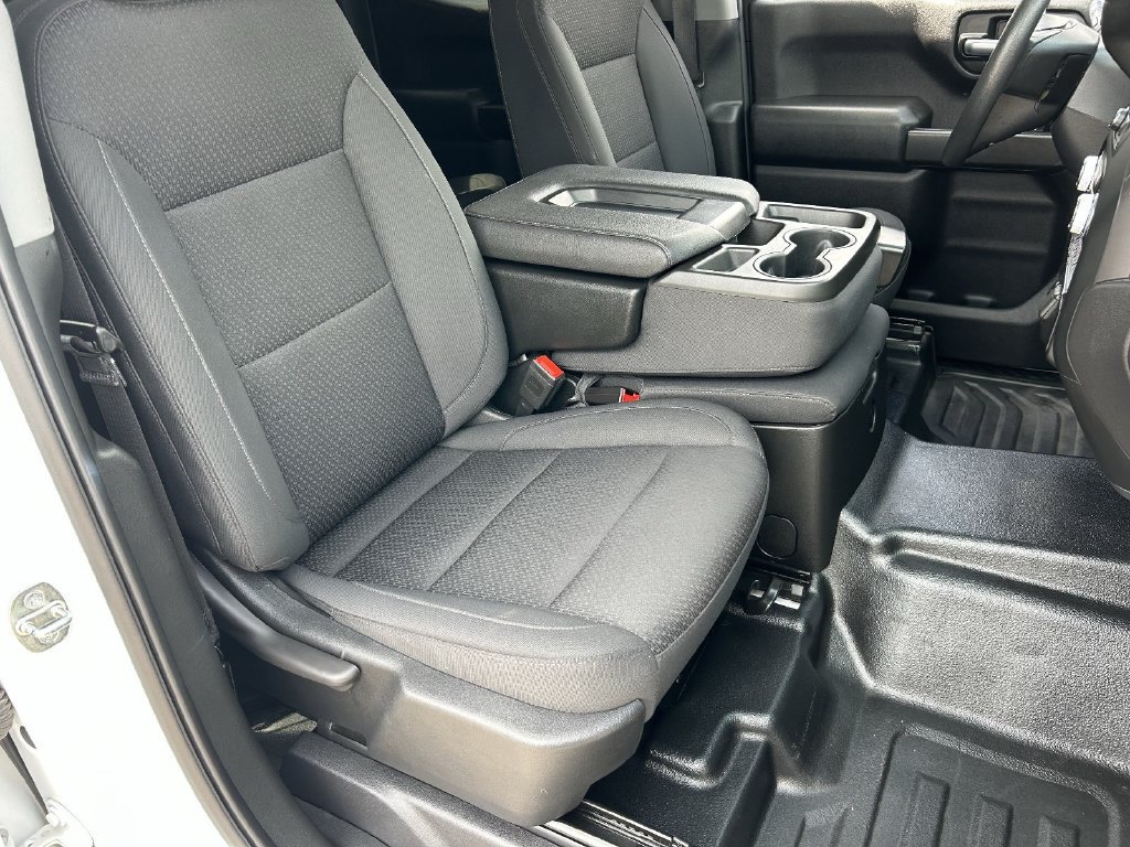 Used 2023 GMC Sierra 1500 Pro w/ Convenience Package AWD/4WD image 10