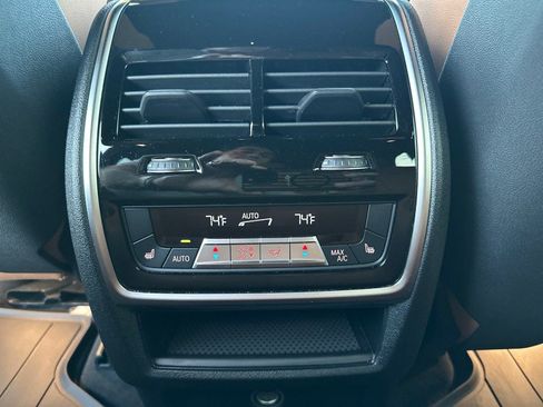 Used 2019 BMW X5 xDrive40i w/ M Sport Package AWD/4WD image 32