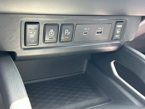 New 2026 Nissan Frontier SV w/ SV Convenience Package RWD image 33