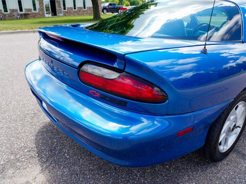 Used 1996 Chevrolet Camaro Z28 RWD image 36