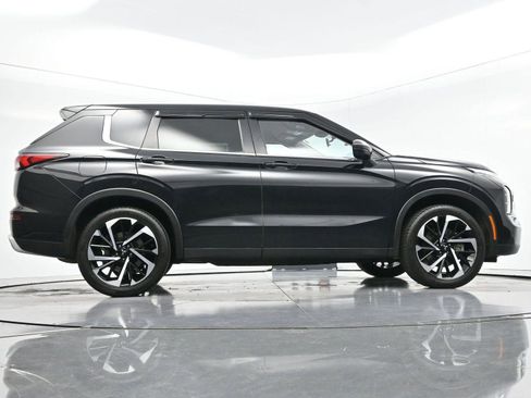 Used 2022 Mitsubishi Outlander SE image 49