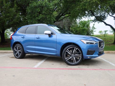 Used 2018 Volvo XC60 T6 R-Design w/ Convenience Package image 1