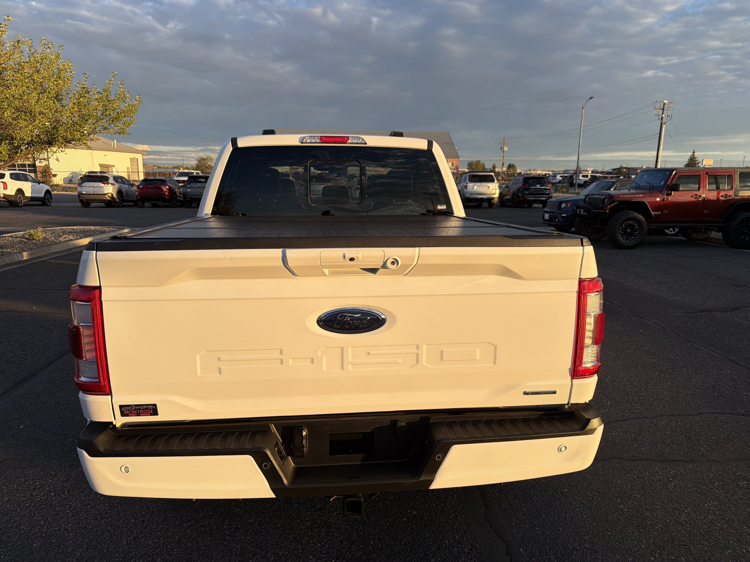 Used 2023 Ford F150 Lariat w/ Max Trailer Tow Package AWD/4WD image 6