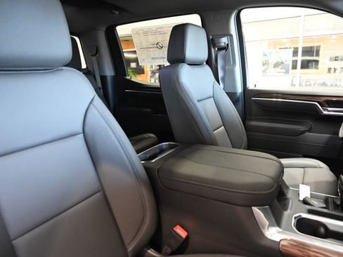 New 2026 Chevrolet Silverado 1500 LT Trail Boss w/ LT Trail Boss Premium Package AWD/4WD image 9