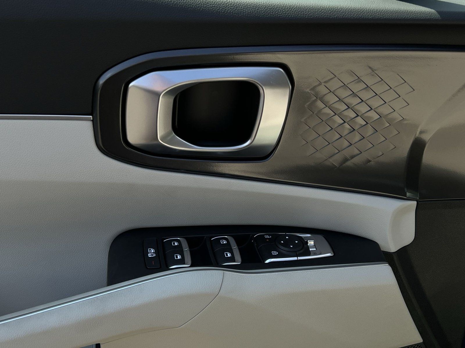 New 2026 Kia Sorento S w/ S Panoramic Sunroof Package FWD image 20