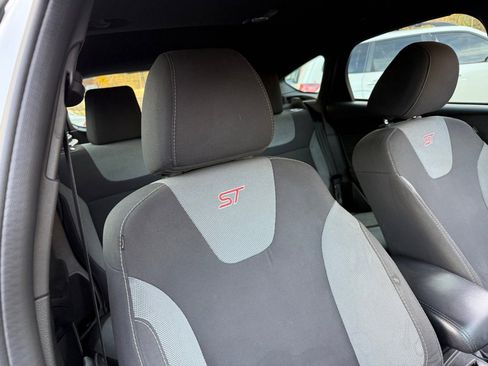 Used 2014 Ford Focus ST image 35