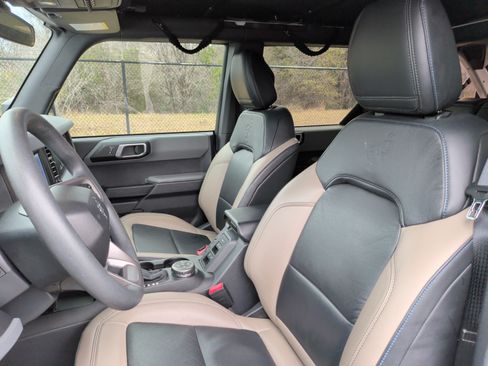 Used 2022 Ford Bronco 4-Door w/ Sasquatch Package image 27