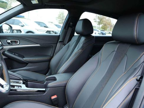 Certified 2026 Acura Integra A-Spec w/ Technology Package FWD image 11