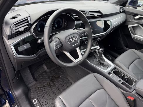 Used 2025 Audi Q3 2.0T Premium Plus w/ Premium Plus Package AWD/4WD image 15