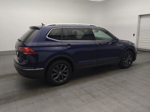 Used 2022 Volkswagen Tiguan SE AWD/4WD image 10