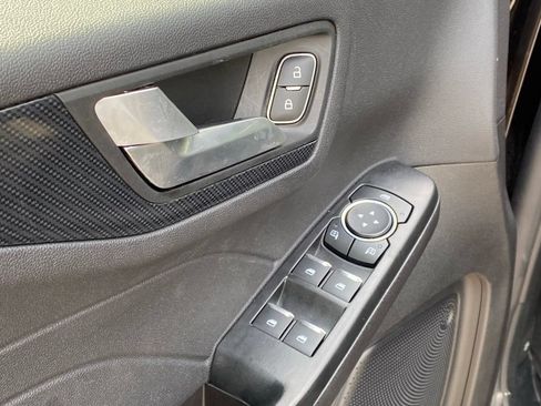 Used 2025 Ford Escape ST-Line AWD/4WD image 11