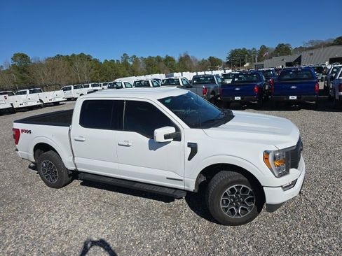 Used 2023 Ford F150 Lariat image 2