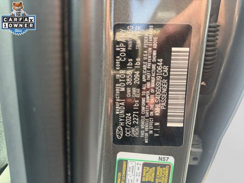 Used 2025 Hyundai Elantra SEL FWD image 24