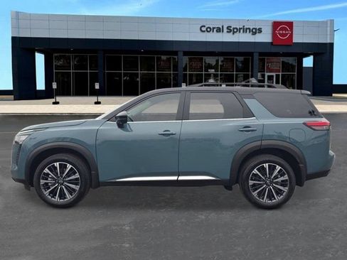 New 2026 Nissan Pathfinder Platinum w/ Cargo Package AWD/4WD image 2
