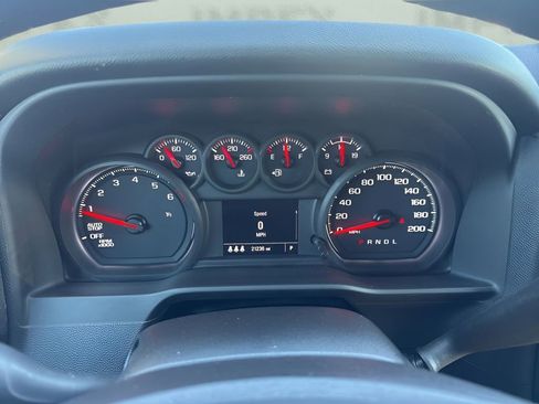 Used 2024 Chevrolet Silverado 1500 Custom w/ Dark Appearance Package AWD/4WD image 21
