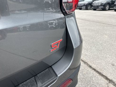 Certified 2025 Ford Explorer ST w/ Sun And Sound Package image 8