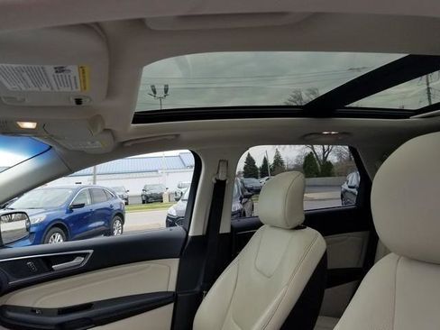 Used 2017 Ford Edge Titanium w/ Equipment Group 302A image 14