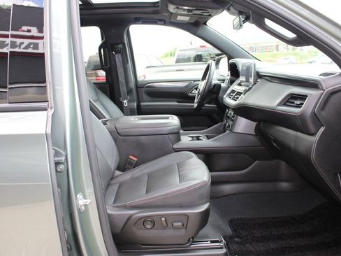 Used 2023 Chevrolet Tahoe RST w/ Luxury Package AWD/4WD image 38