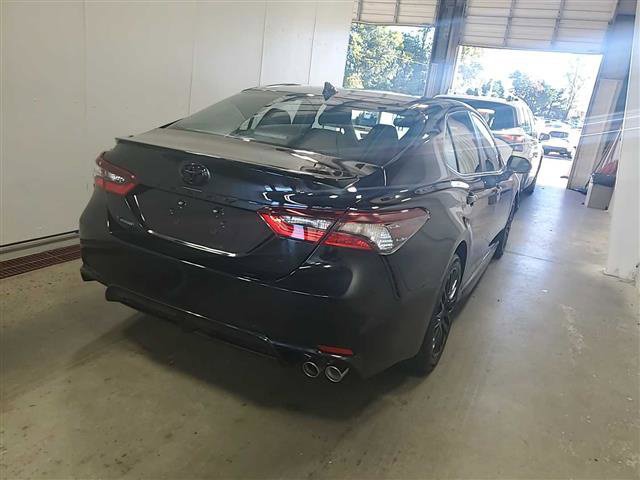 Used 2024 Toyota Camry SE w/ Convenience Package FWD image 19