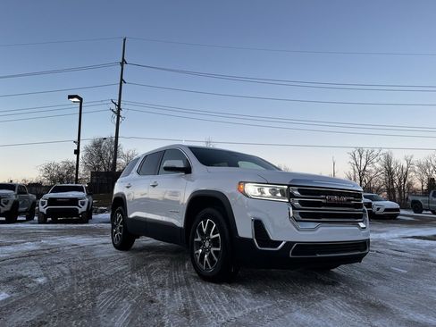 Certified 2023 GMC Acadia SLE image 5