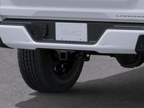 New 2026 GMC Canyon Denali AWD/4WD image 14