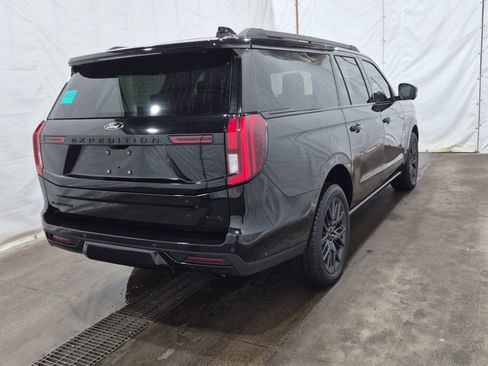 Used 2025 Ford Expedition Max Platinum w/ Stealth Appearance Package image 2